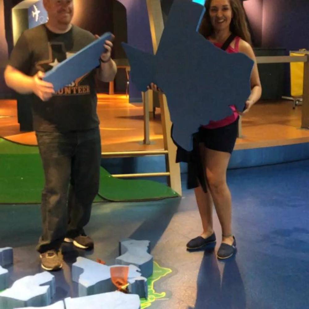 Meet your Posher, Alicia